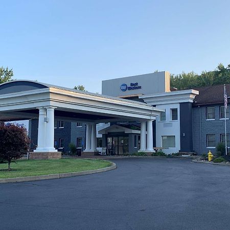 Best Western Owego Inn Bagian luar foto