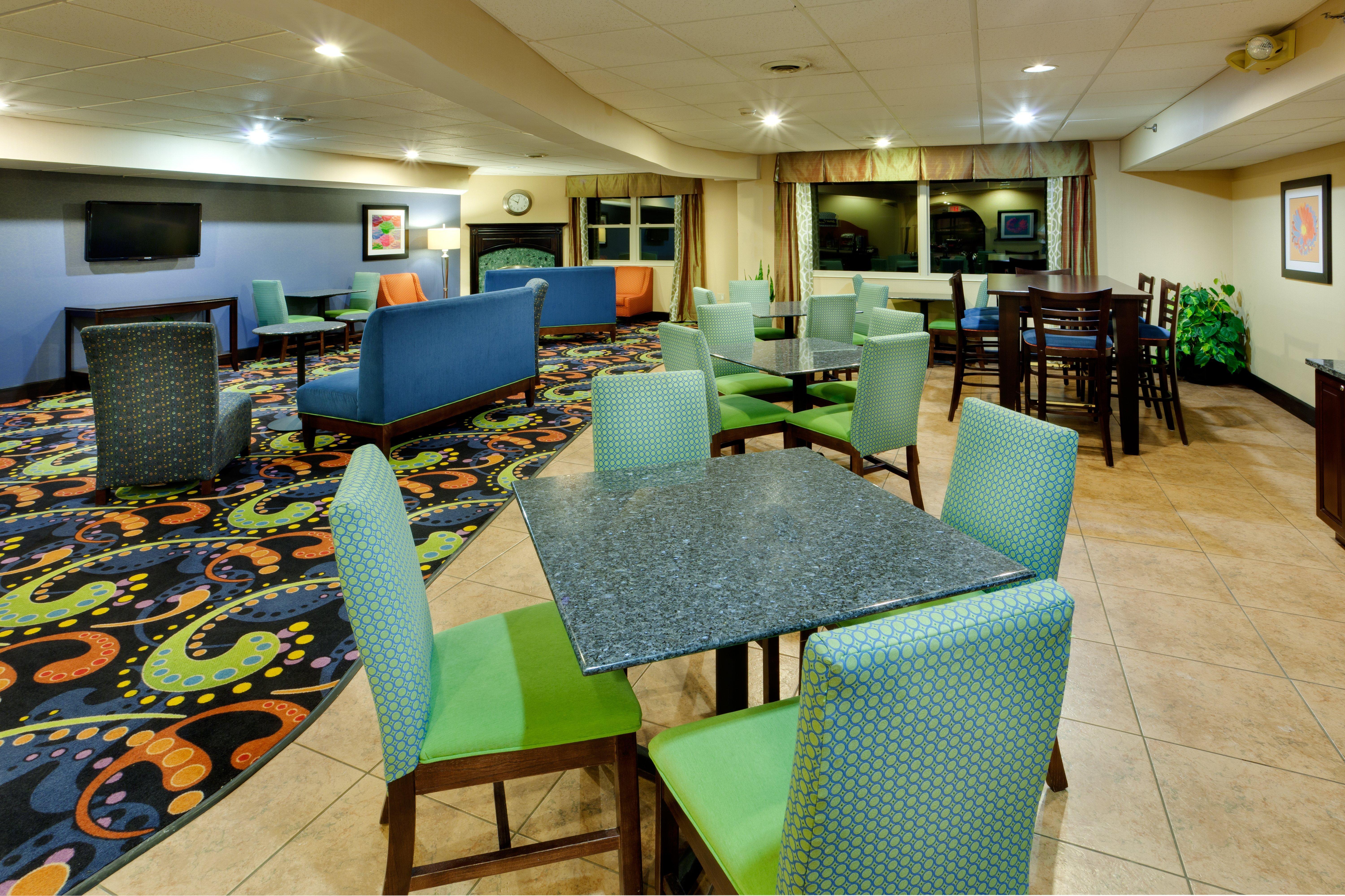 Best Western Owego Inn Bagian luar foto