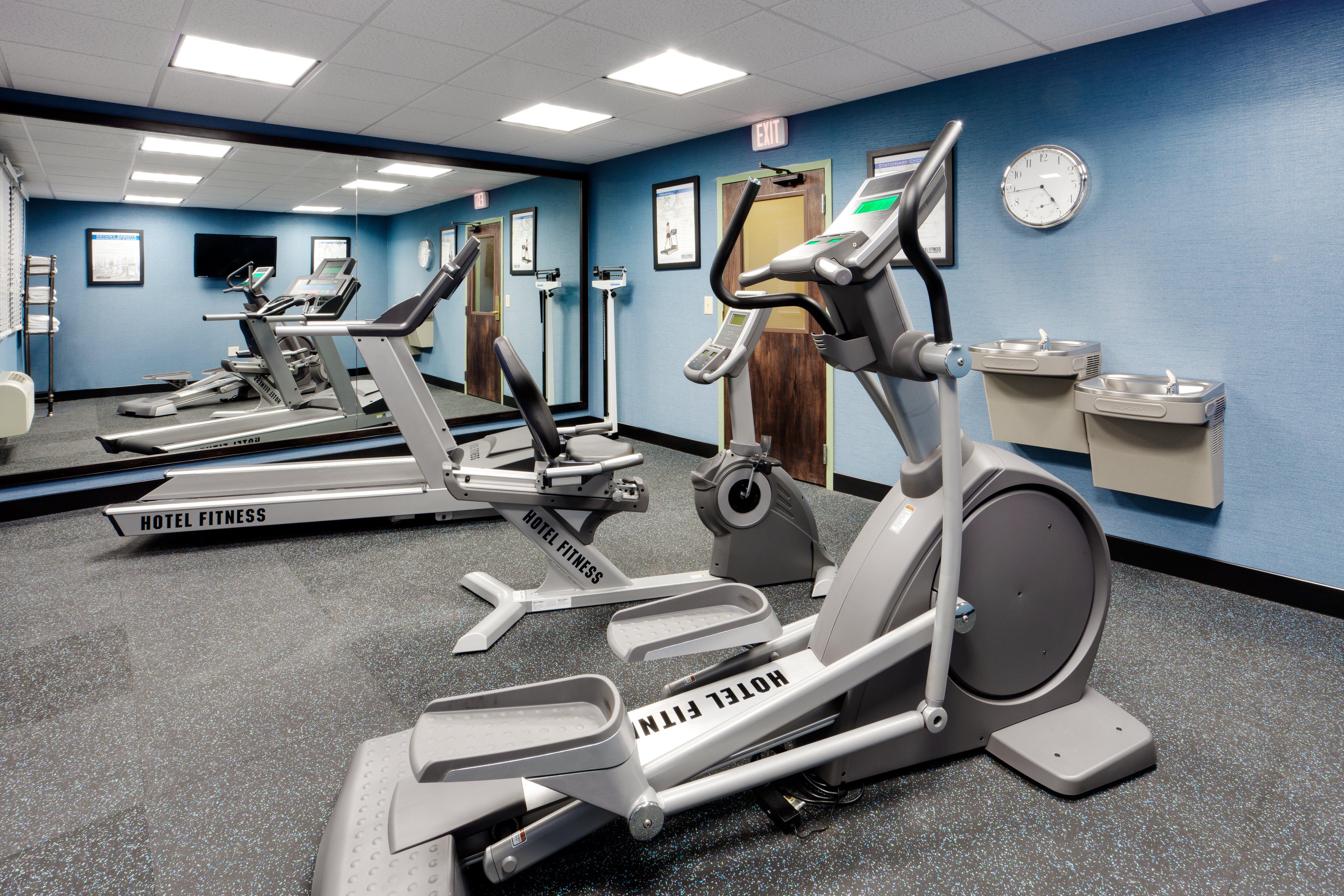 Best Western Owego Inn Bagian luar foto