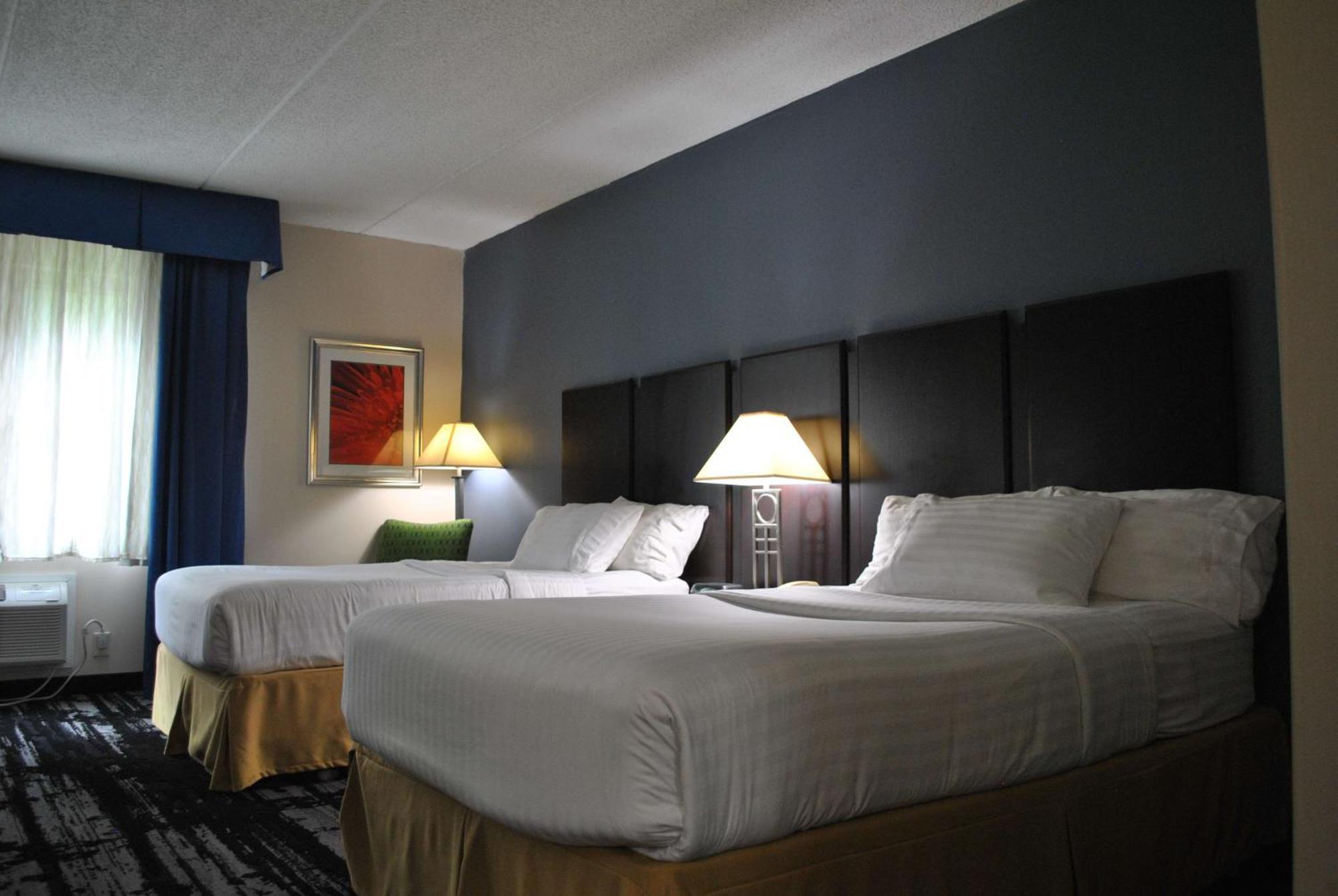 Best Western Owego Inn Bagian luar foto