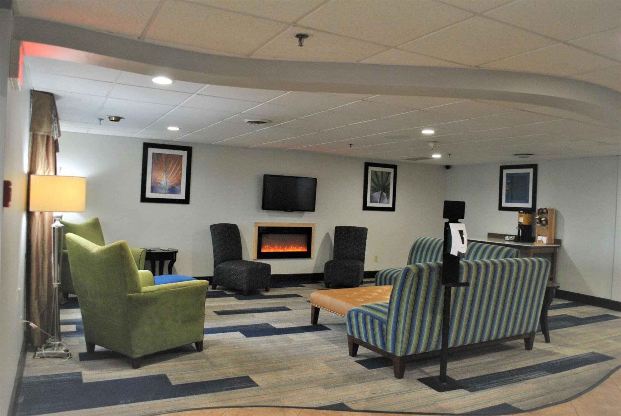Best Western Owego Inn Bagian luar foto