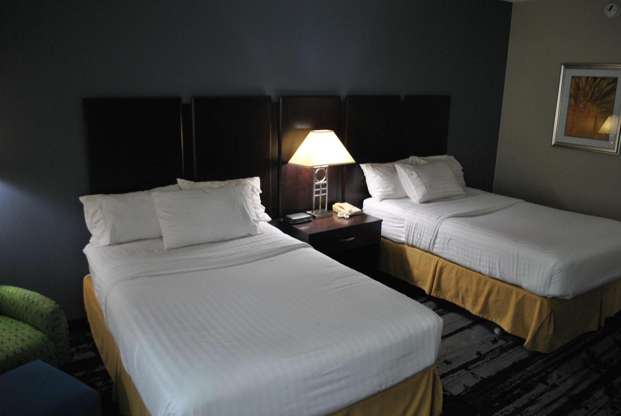 Best Western Owego Inn Bagian luar foto